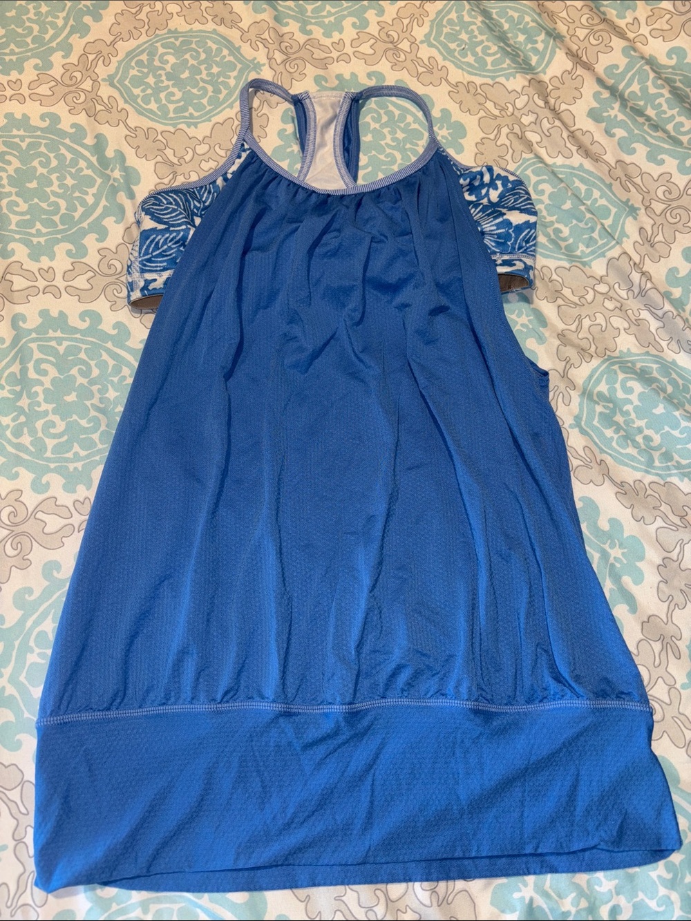 Lululemon top